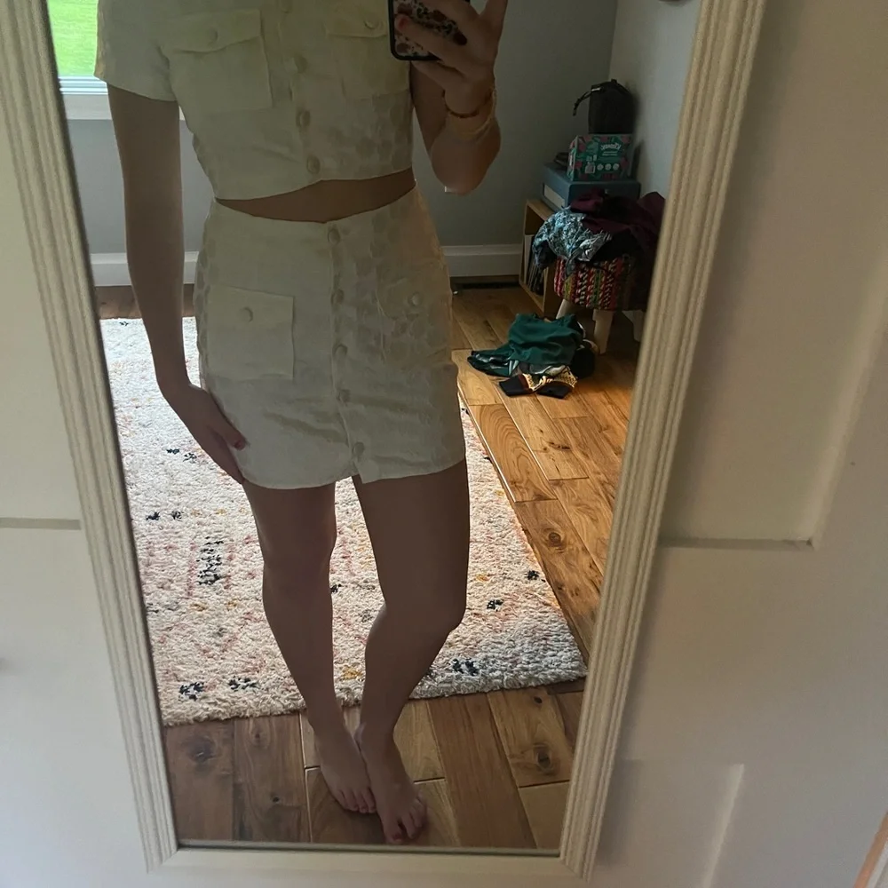 White Textured Two-Piece Set - Picture 2 of 3
